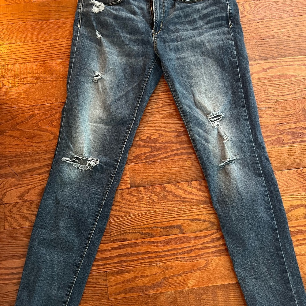 Denizen from Levi's Low-Rise Jeggings